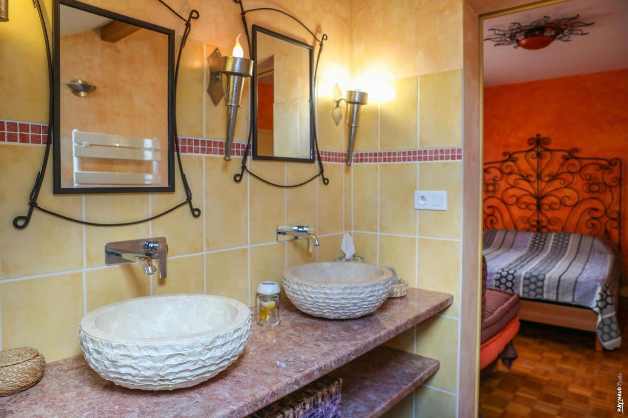 Le Nid De L'Ecureuil Bed and Breakfast Brens  Εξωτερικό φωτογραφία