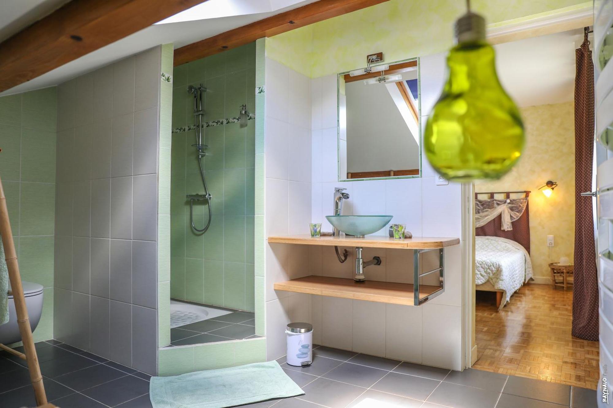 Le Nid De L'Ecureuil Bed and Breakfast Brens  Δωμάτιο φωτογραφία