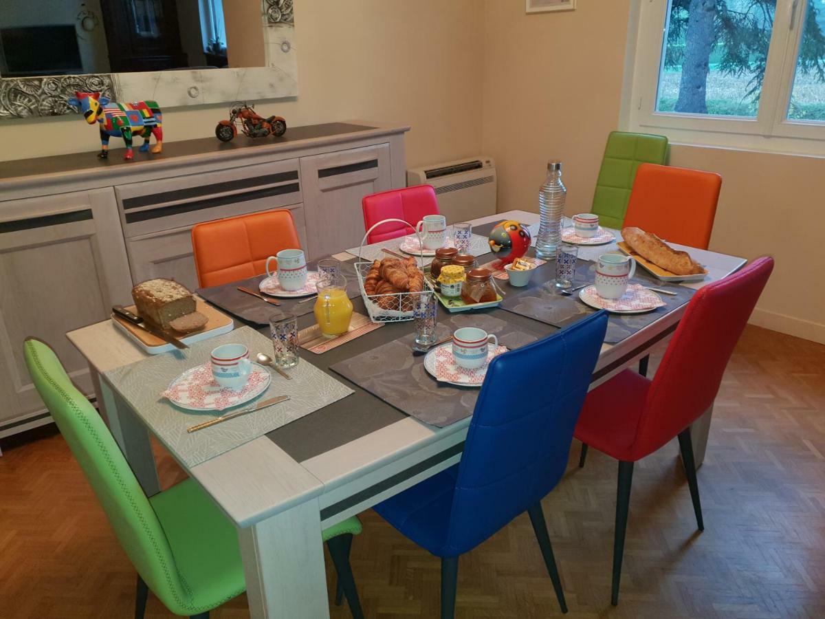 Le Nid De L'Ecureuil Bed and Breakfast Brens  Εξωτερικό φωτογραφία