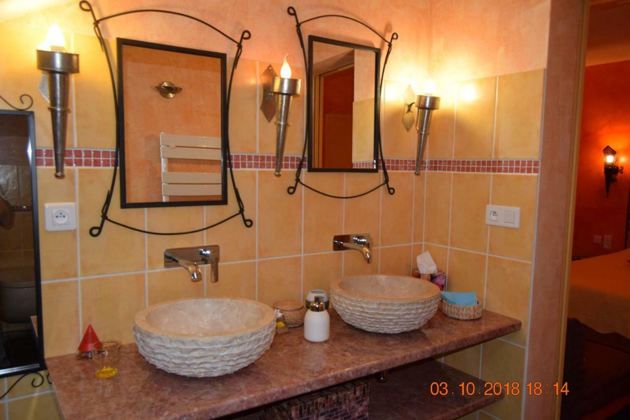 Le Nid De L'Ecureuil Bed and Breakfast Brens  Εξωτερικό φωτογραφία