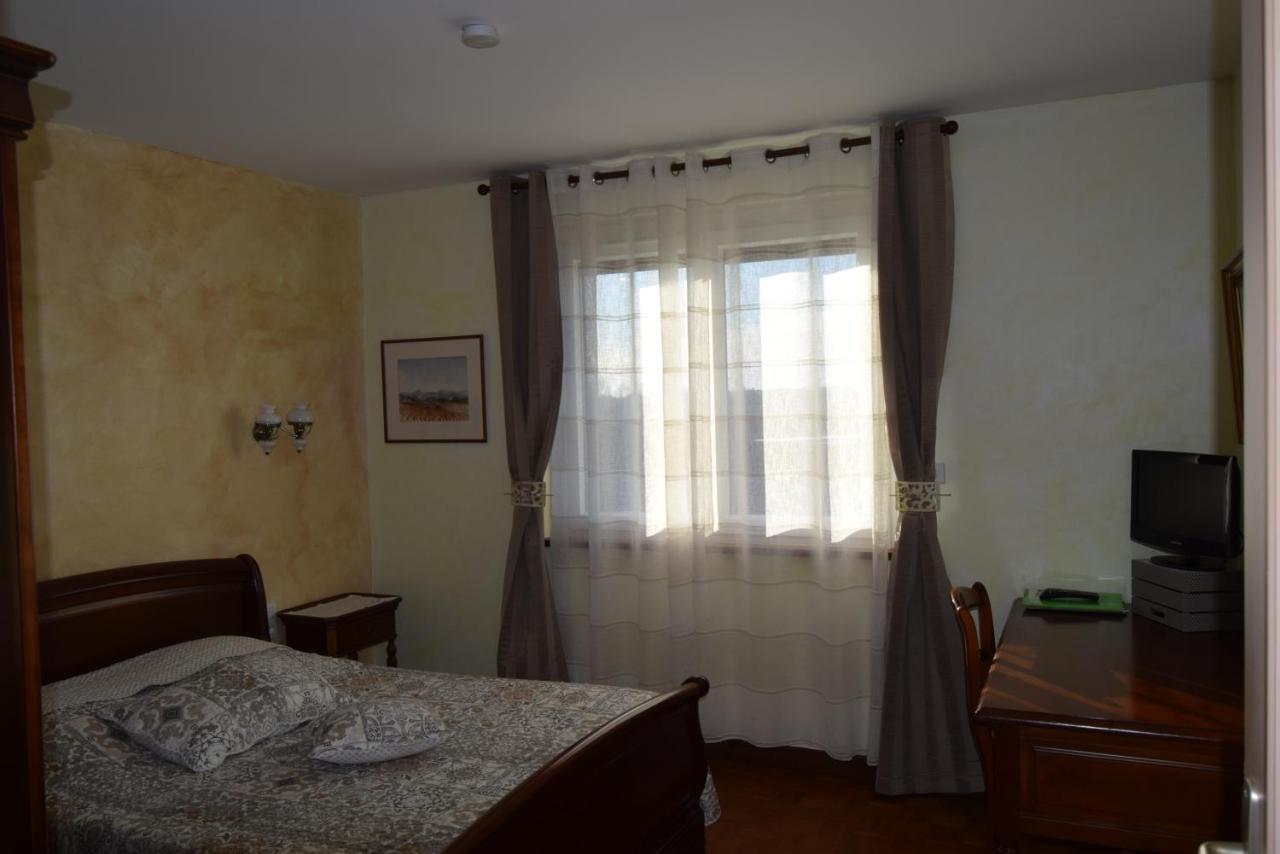 Le Nid De L'Ecureuil Bed and Breakfast Brens  Εξωτερικό φωτογραφία